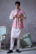 Vasu Embroidered Bandi Set