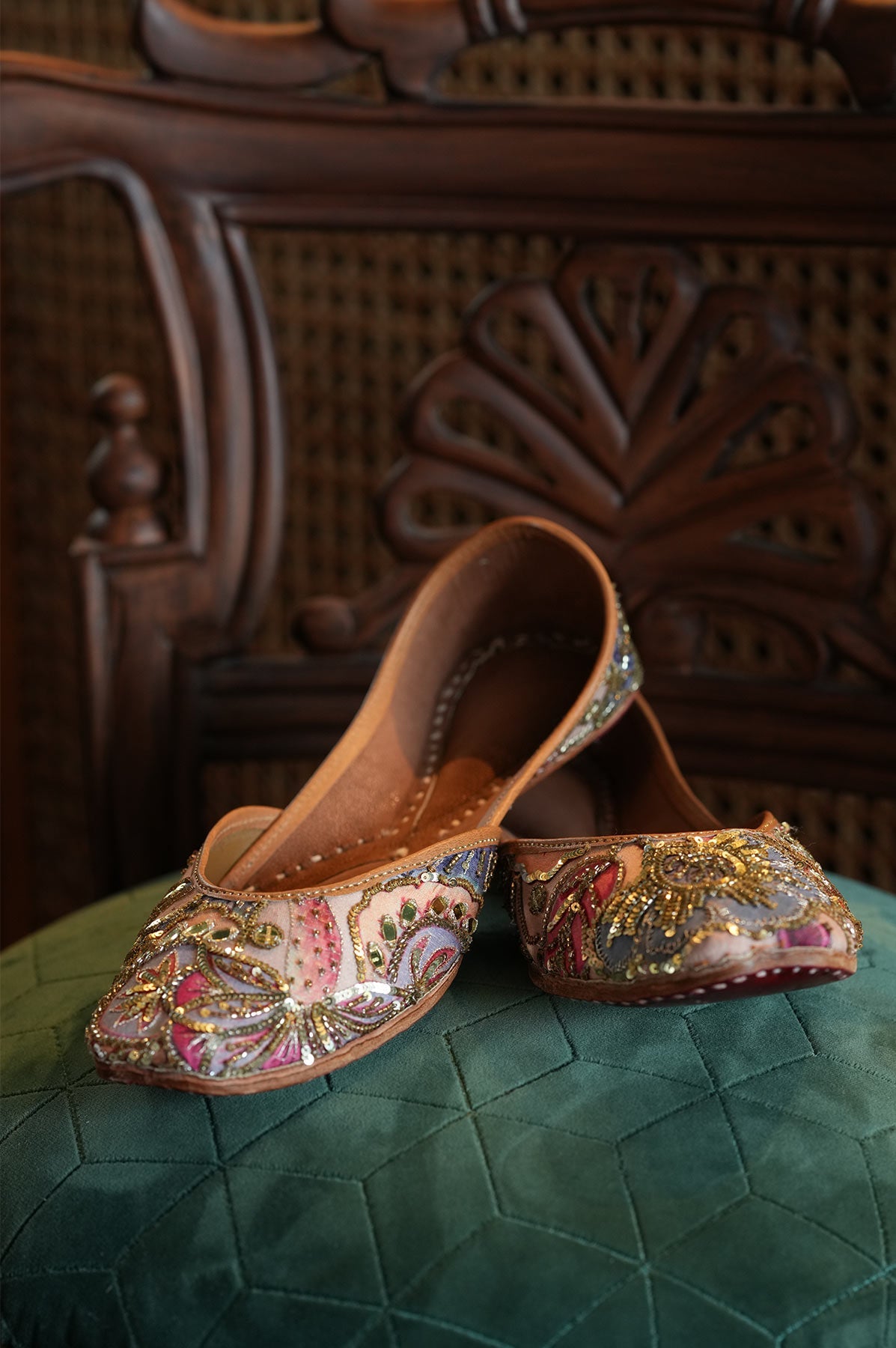 Sand Embroidered Juttie