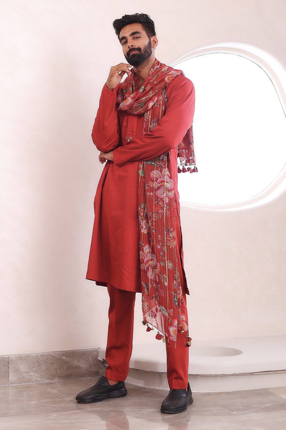 Naksh Kurta Set With Stole