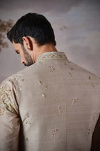 Kavish