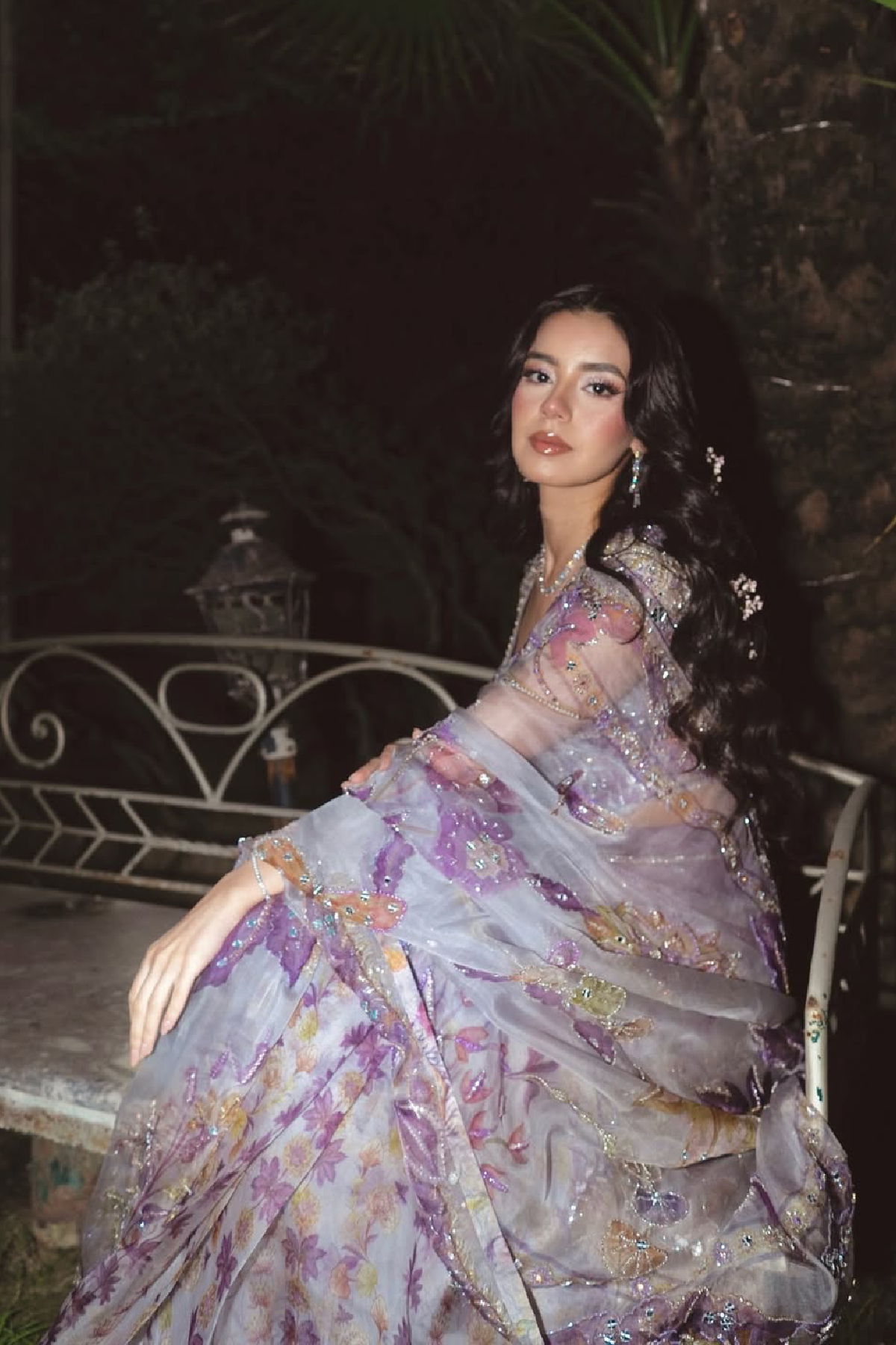 زويا كريم بفستان فريدة الساري