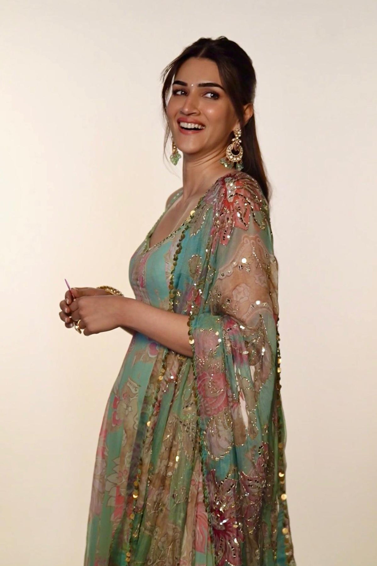 Kriti Sanon In Nadira